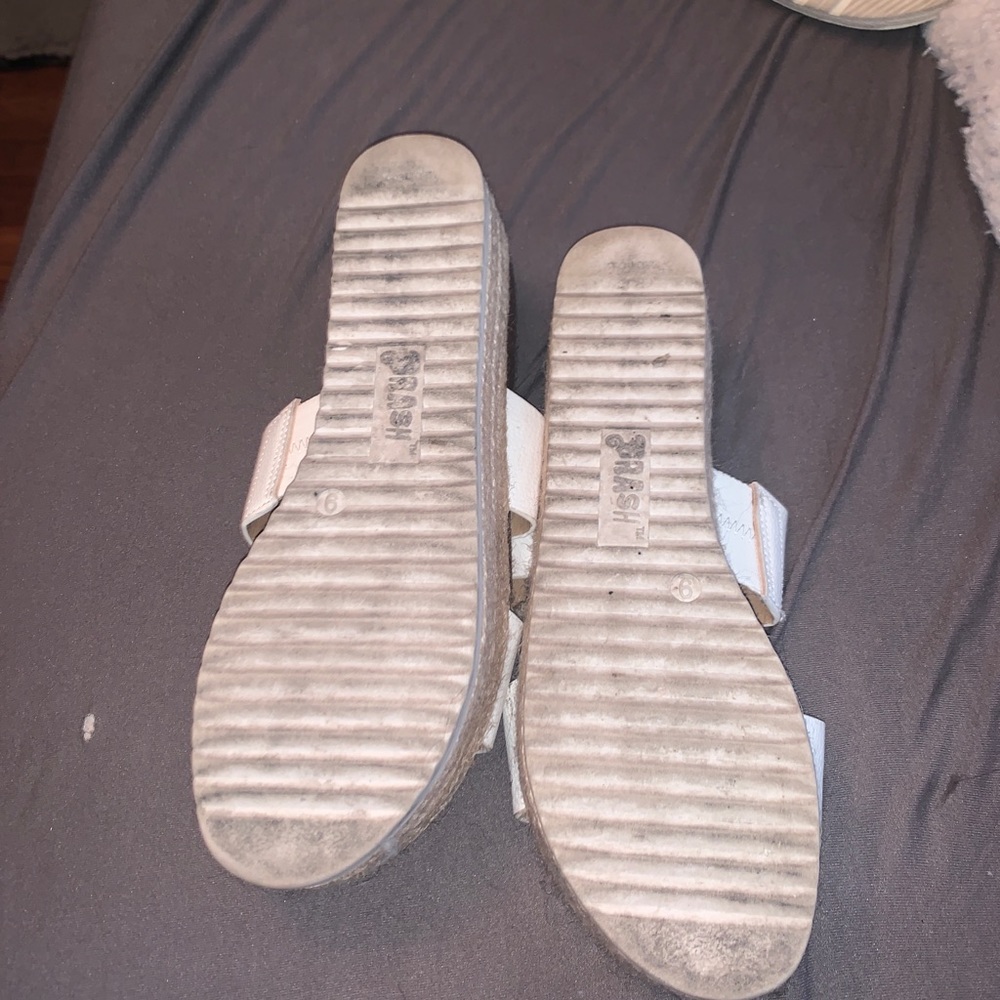 Platform Sandals - Picture 2 of 2